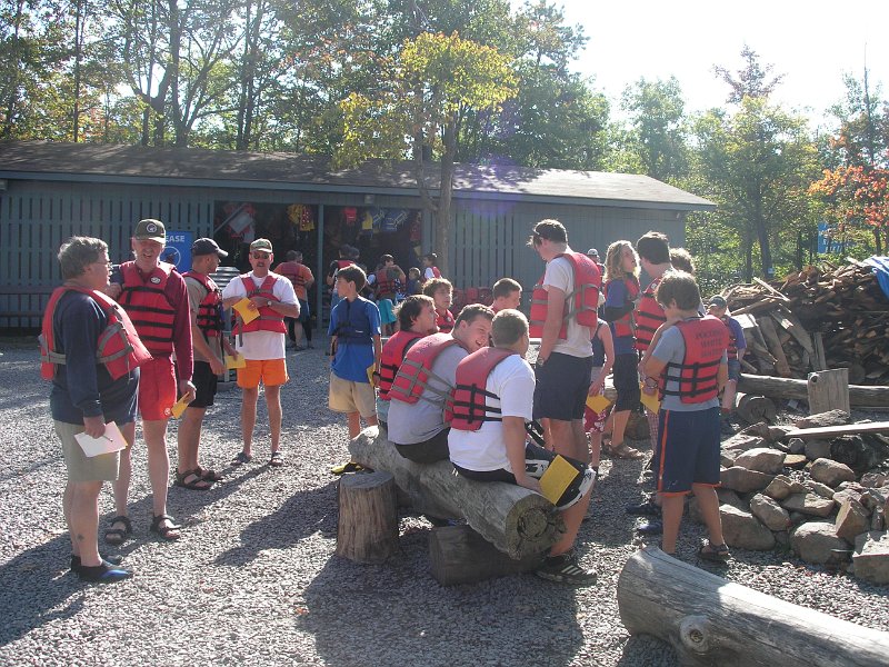 Whitewater rafting - golf trip 2008 025.jpg